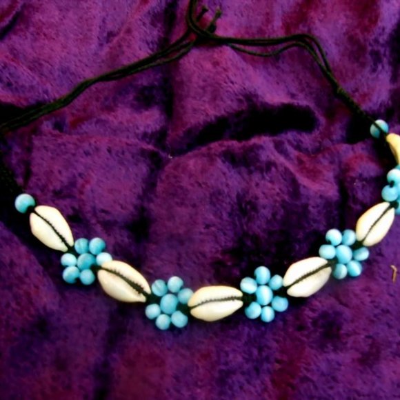 Chocker VTG Hand Made Shell glass flowered - Picture 1 of 1